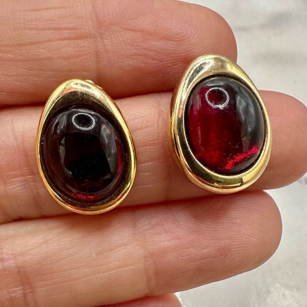 Avon Vintage red gold tone post earrings
